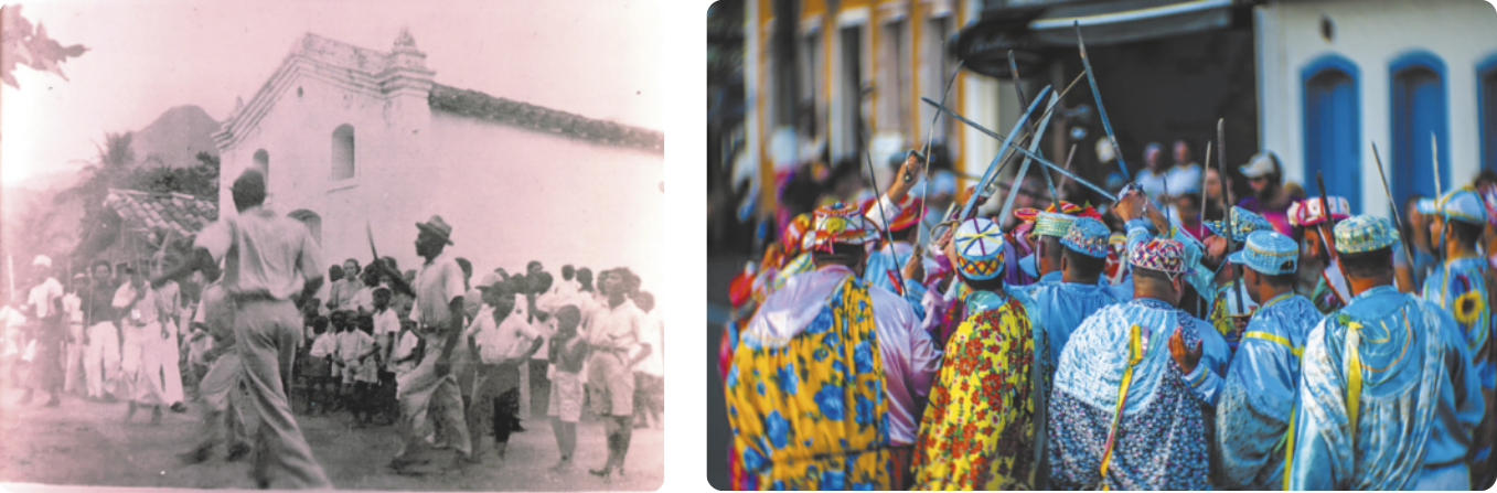Há duas fotografias. À esquerda, a imagem em preto e branco mostra um grupo de pessoas reunidas em uma rua, com homens dançando ao centro, usando chapéus e segurando espadas, enquanto uma plateia de pessoas na lateral da rua assistem à dança. Na fotografia à direita, um grupo de homens em uma via pública, uniformizados com bonés coloridos e mantos de estampas floridas, erguem espadas para o alto, enquanto pessoas ao lado assistem à dança.