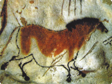 Pintura rupestre sobre rocha, de um animal quadrúpede com cascos nas patas, rabo e crina.