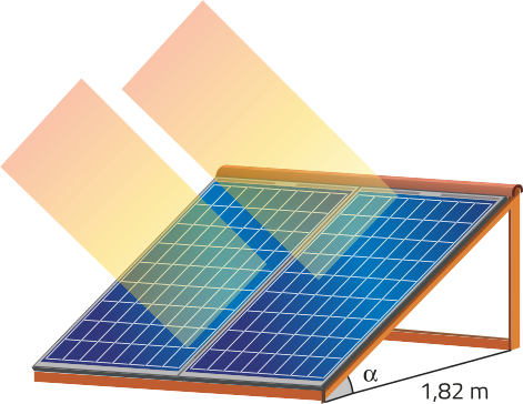 Ilustração de um painel solar composto por duas placas retangulares, sobre as quais incide a luz do sol. As placas estão instaladas sobre uma superfície inclinada, fazendo com que a estrutura forme um triângulo retângulo. O ângulo alfa está localizado entre a superfície inclinada e a base da estrutura, e o cateto adjacente a esse ângulo mede 1,82 metros.