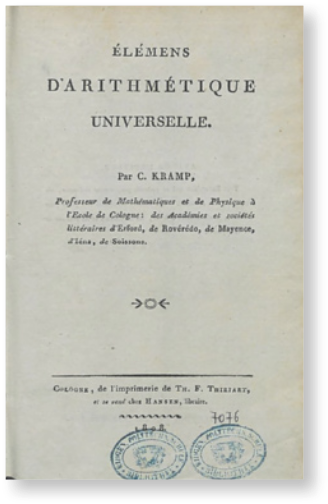 Imagem da página de rosto de um livro antigo, com o título em francês. Ao centro da página, há informações sobre o autor. Na parte inferior, aparecem os dados de publicação. Também há dois carimbos visíveis na borda inferior da página.