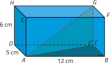 Imagem anterior. Agora, estão destacados dois triângulos retângulos: o triângulo A B C, localizado na base inferior; e o triângulo A C G, formado pela diagonal espacial A G, pela diagonal A C da base inferior e pela aresta vertical C G.