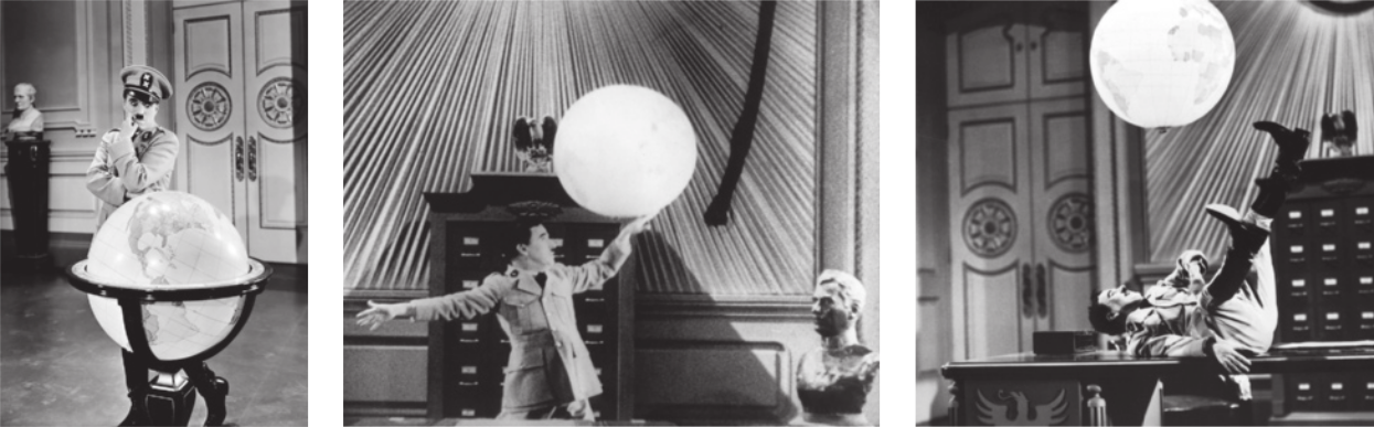Composição de três fotografias com trechos de um filme em preto e branco.  À esquerda, a fotografia mostra Charles Chaplin vestido com trajes de militar, com um bigode curto e quadrado, coçando o queixo em pé diante de um globo terrestre apoiado em um pedestal de madeira. Ao centro, a fotografia mostra Charles Chaplin vestido como militar segurando um globo terrestre com a mão à altura da cabeça e o outro braço estendido ao lado do corpo. À direita, Charles Chaplin, vestido como militar, brinca com o globo terrestre deitado de costas sobre uma mesa, jogando-o para o alto com os pés.