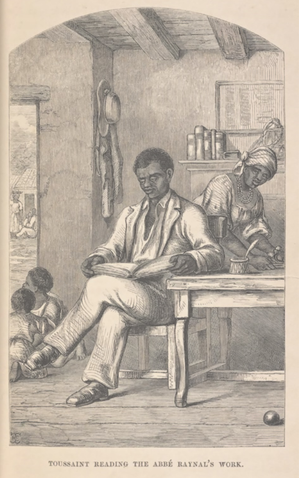 Ilustração em preto e branco que representa Toussant lendo um livro. Ele é negro, usa camisa, casaco, calça e sapatos, está sentado em uma cadeira, com as pernas cruzadas, e apoia o cotovelo esquerdo sobre uma mesa. Atrás dele, uma mulher negra está em pé, com as mãos sobre a mesa. À esquerda, perto da porta, duas crianças estão sentadas no chão.