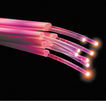 Ilustração de vários fios de fibra óptica em tons de rosa com o final deles iluminados.