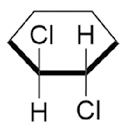Estrutura química formada por símbolos de elementos químicos e linhas. Há um hexágono, a qual possui uma linha grossa em seu lado inferior e nos lados adjacentes a ele há um triângulo cheio. O vértice esquerdo da linha grossa está ligado a um elemento H abaixo e a um grupo C I acima, ambos por linhas simples. E o vértice direito da linha grossa está ligado a um elemento H acima e a um grupo C I abaixo, ambos por linhas simples.