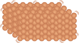 Ilustração de um arranjo ordenado de esferas marrons organizadas em formato de bloco retangular. Há pequenas linhas curvas ao redor de algumas esferas indicando vibração.
