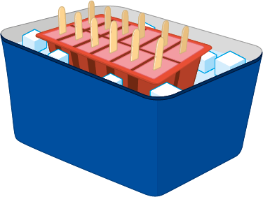 Ilustração de um recipiente azul contendo cubos de gelo e uma bandeja vermelha com formato de molde para picolés. Na bandeja, há picolés com palitos posicionados verticalmente.