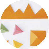 Imagem de diferentes dobraduras de papel.