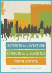 Capa de livro com uma ilustração que apresenta as sombras de edifícios e de crianças.